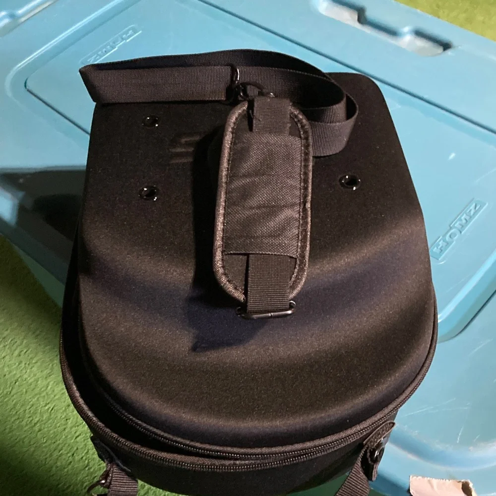 Hat carrier by Lids